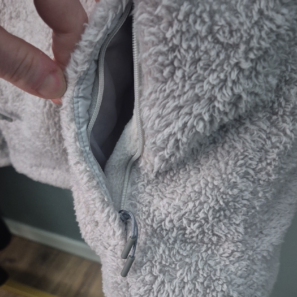 New Balance Gray Fleece Jacket - Picture 4 of 8